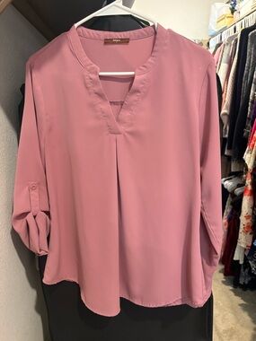 Gaharu Rose Mauve Roll-tab Sleeves V Neck Blouse
